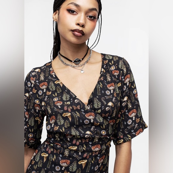 Luthien Faux-Wrap Mini Dress - Picture 3 of 6